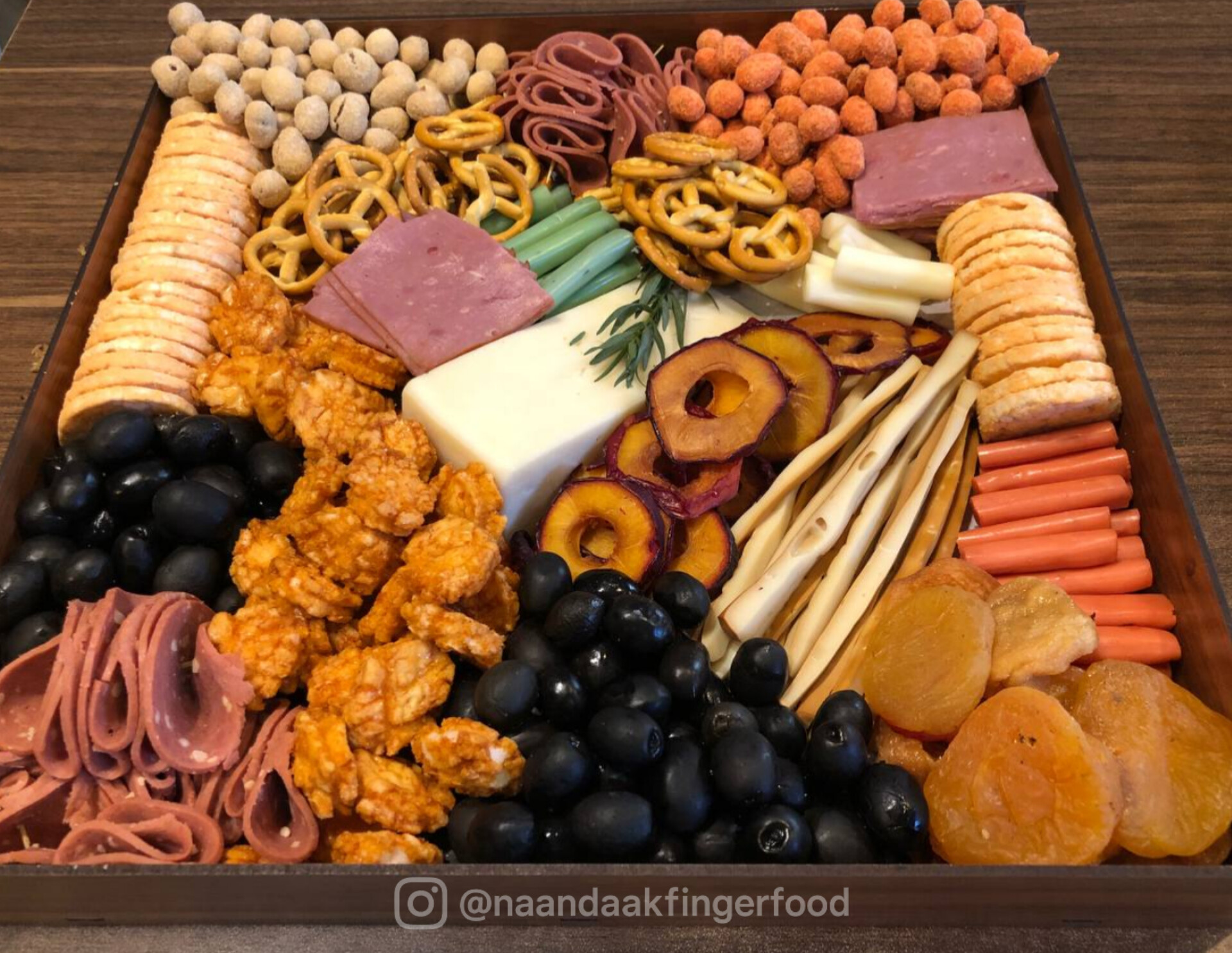 سینی مزه پنیر ویژه
